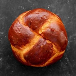 Vánoční chlebíček s křížovým propletením