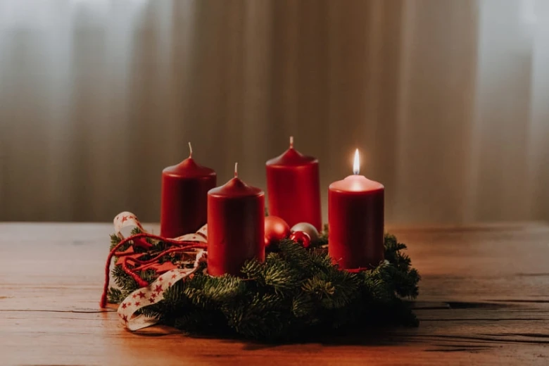 Advent wreath with candles