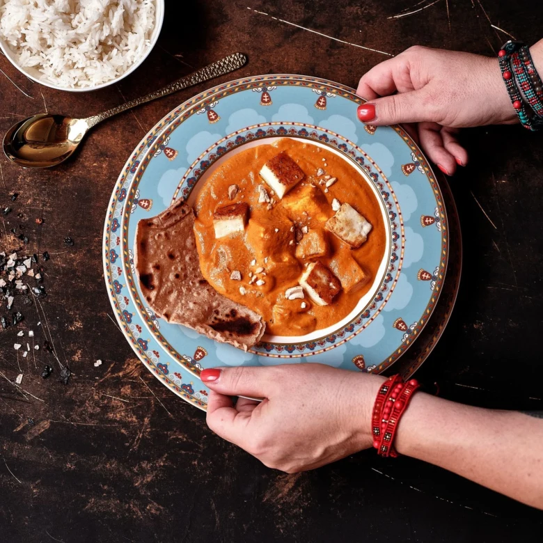 Paneer curry with roti and rice
